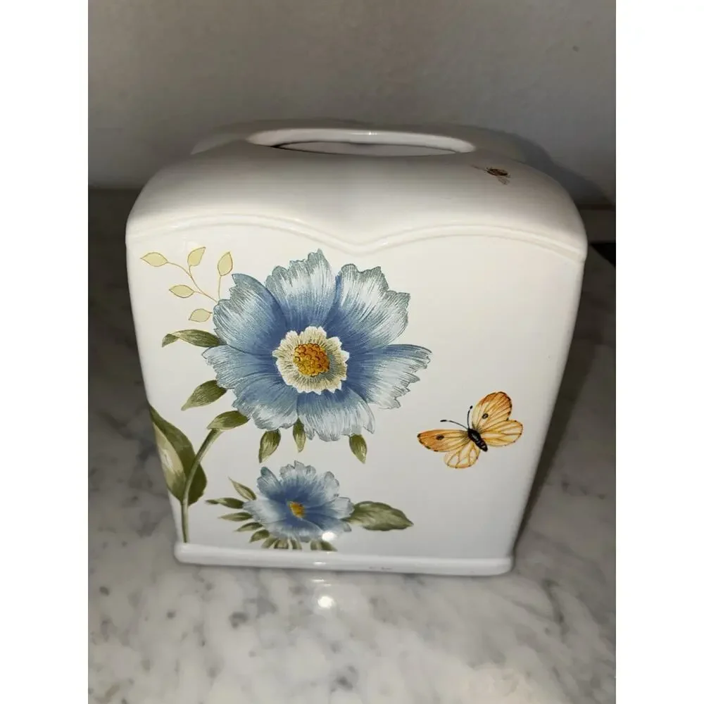 Lenox Blue floral Bathroom Set Tissue Holder Toothbrush Soap Dish Butterfly